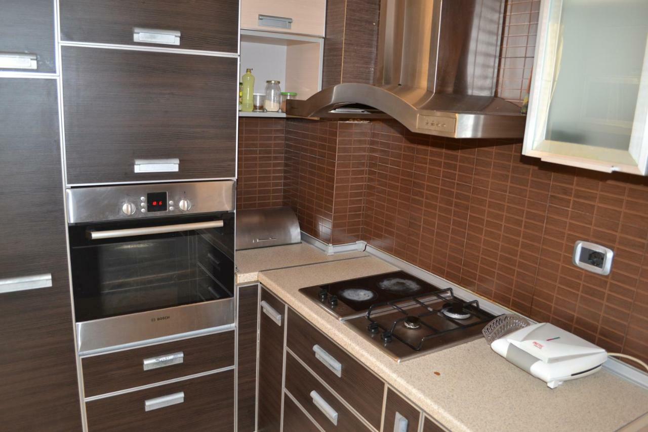 Penthouse 4 Bedrooms Apartment วญอเรอ ภายนอก รูปภาพ
