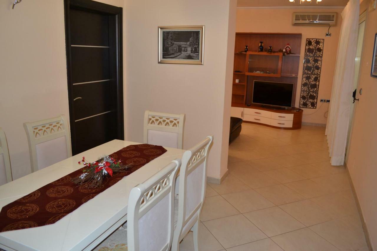 Penthouse 4 Bedrooms Apartment วญอเรอ ภายนอก รูปภาพ