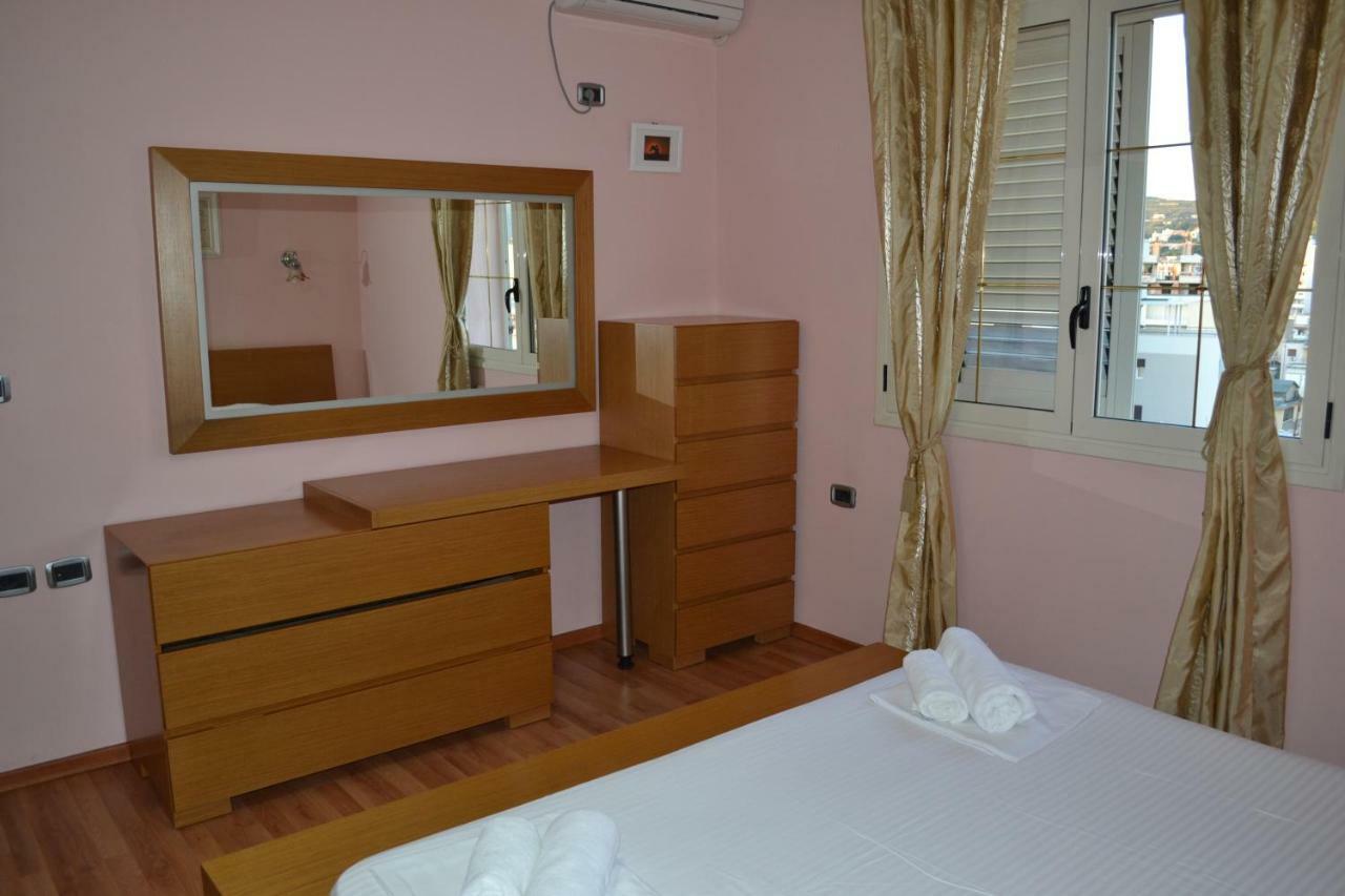 Penthouse 4 Bedrooms Apartment วญอเรอ ภายนอก รูปภาพ
