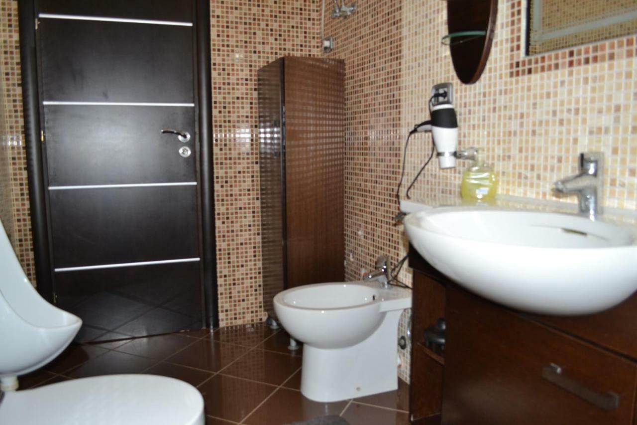 Penthouse 4 Bedrooms Apartment วญอเรอ ภายนอก รูปภาพ
