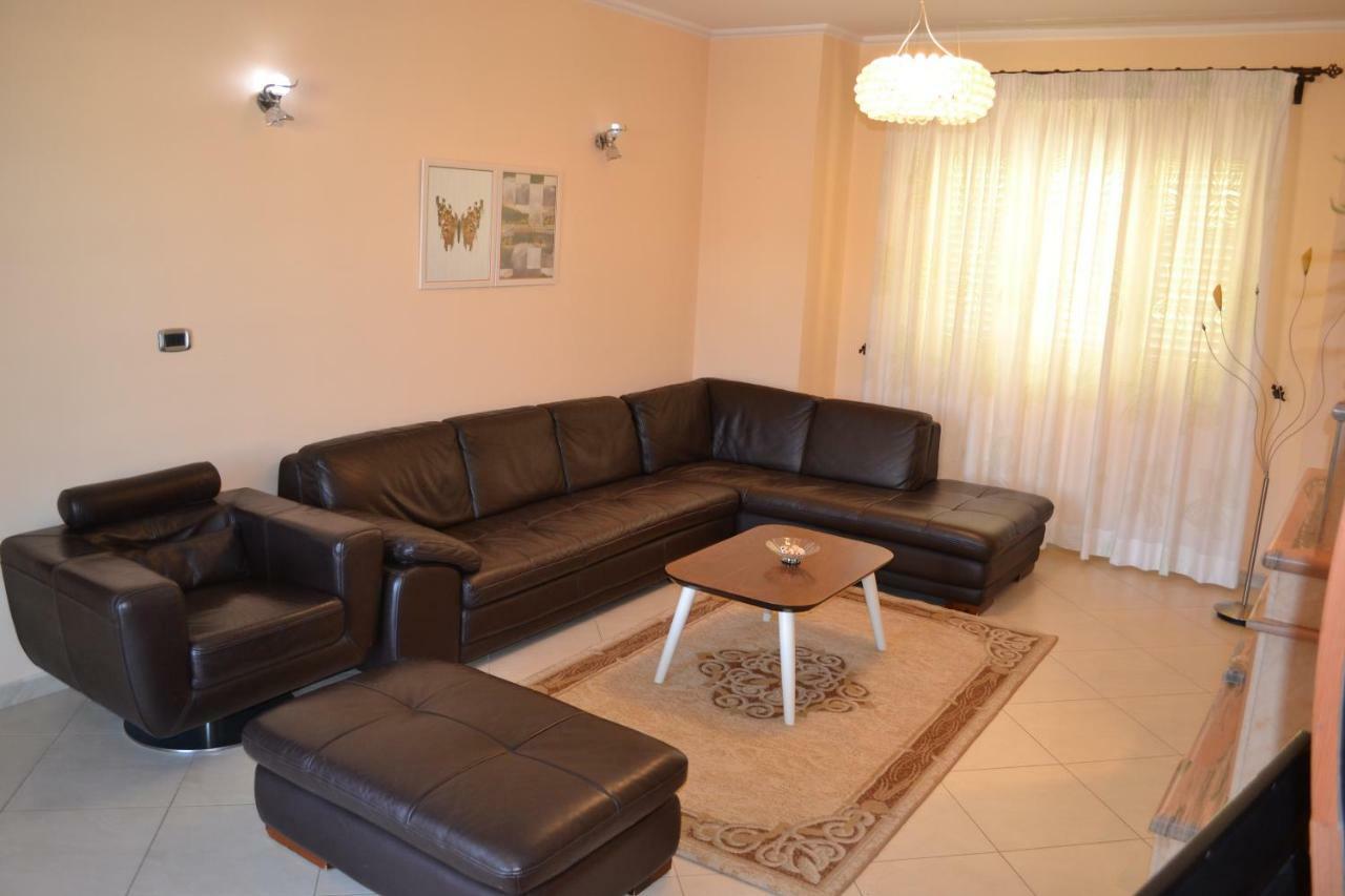 Penthouse 4 Bedrooms Apartment วญอเรอ ภายนอก รูปภาพ